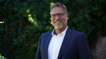 Ihr Ansprechpartner Dirk Steiner Ihr Ansprechpartner Dirk Steiner